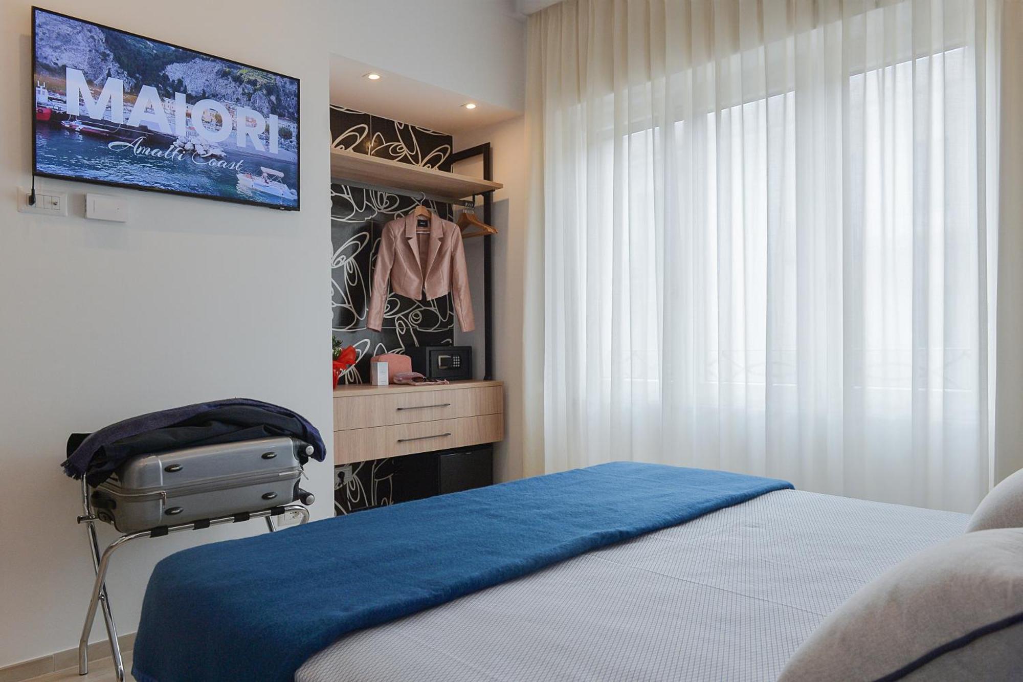 Charming Rooms Amalfi Coast Maiori Zewnętrze zdjęcie